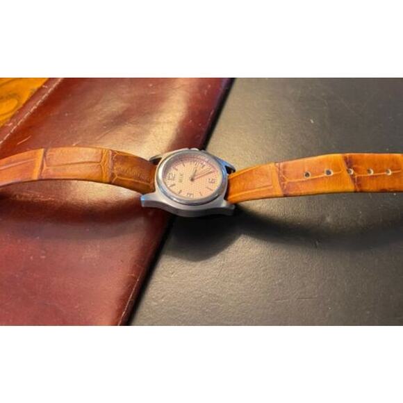 Women's Silver Tone 30mm Relic Watch, Pale Pink Face with Checked Pattern - Picture 3 of 3